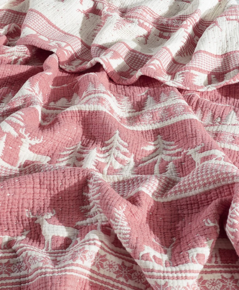 Organic Gauze Christmas Quilted Blanket: 6-Layer Muslin Farmhouse Bedding